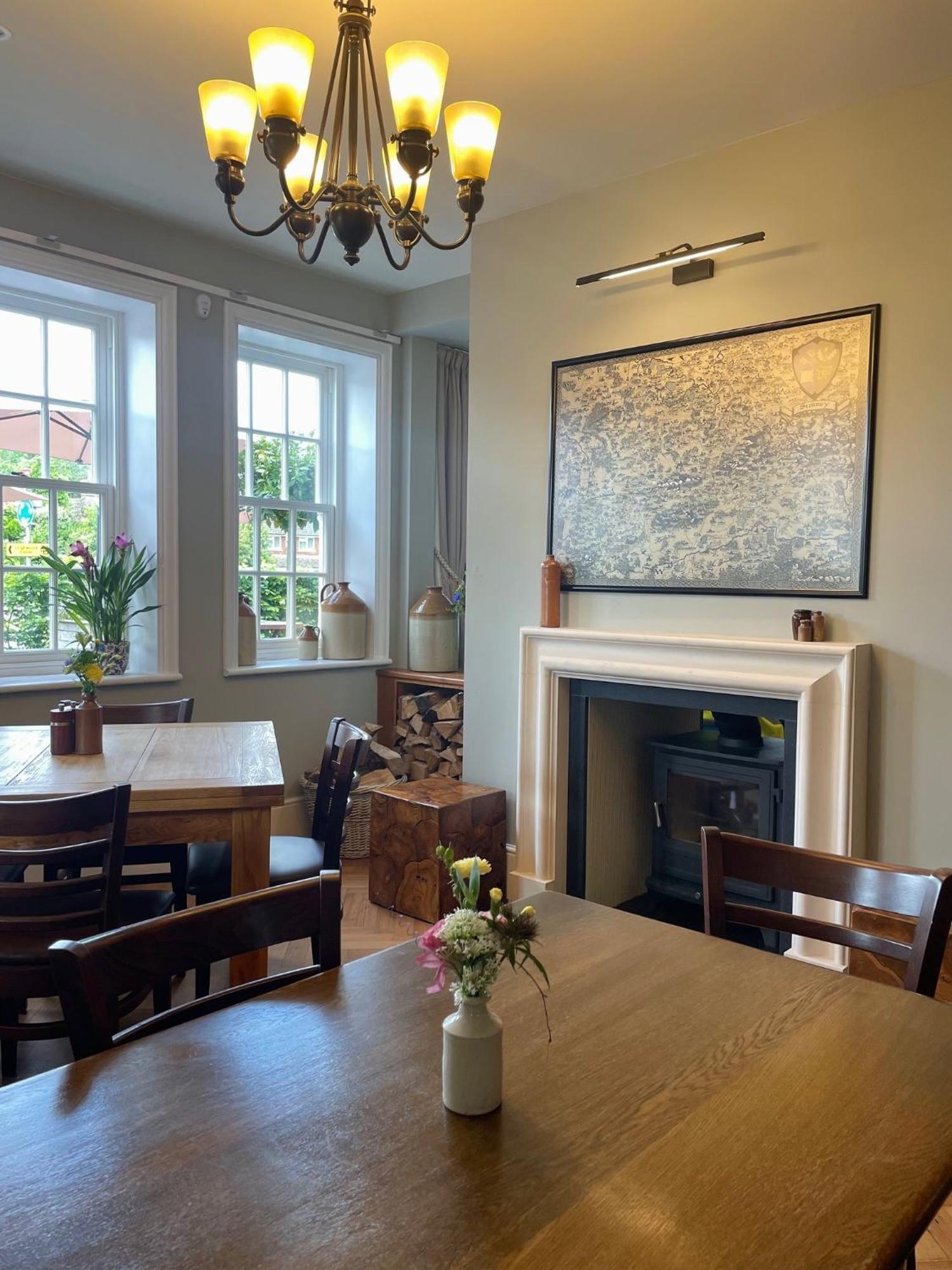 The Bulls Head Inn Ewhurst Eksteriør billede